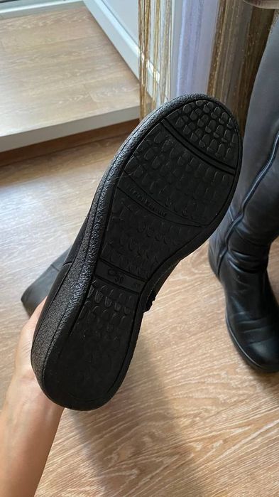 Ботфорты зимние продам