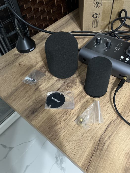 Микрофон Shure SM7B + Dynamite sE