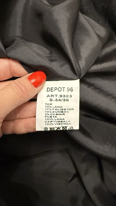 Rochie neagra de lână Depot 96