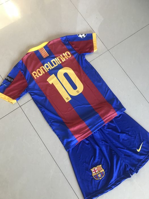 РЕТРО - Детски къс екип Барселона Роналдинио