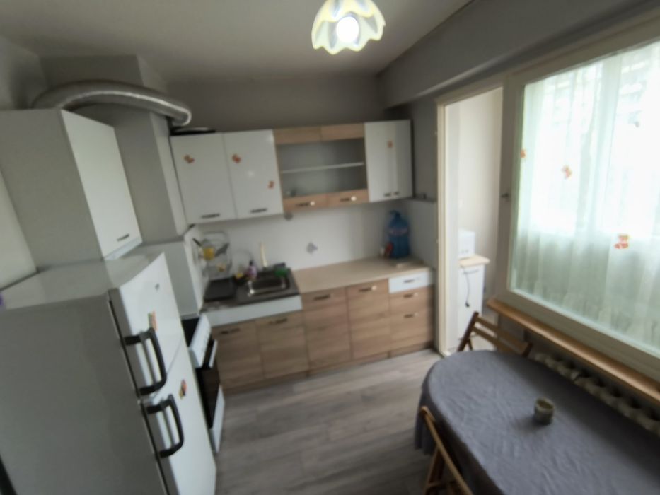 3 стаен апартамент 4 стаен апартамент под наем жк Красна поляна