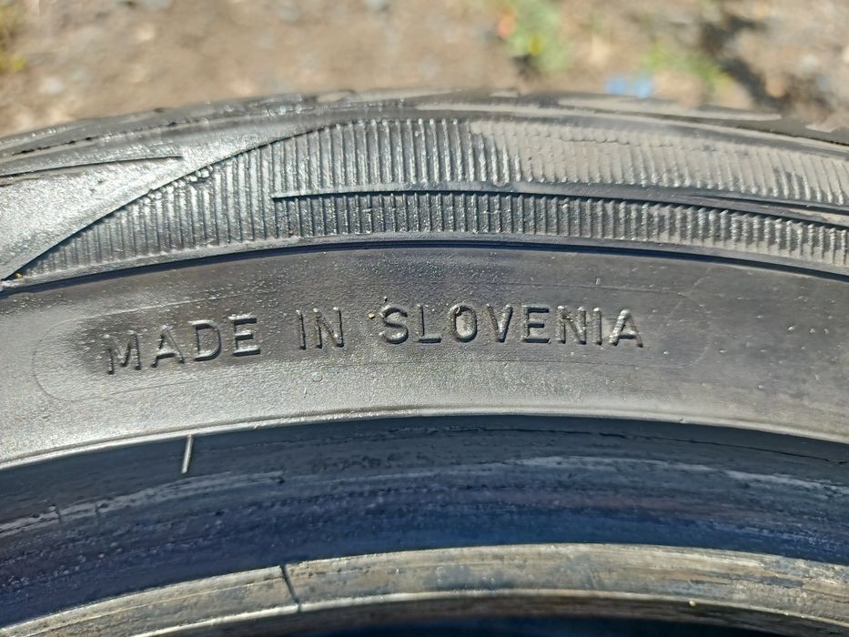 Авторезина 225/45 R 17