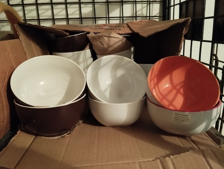 Газови бутилки,техника,посуда и чаши от заведение!Цени по договаряне!