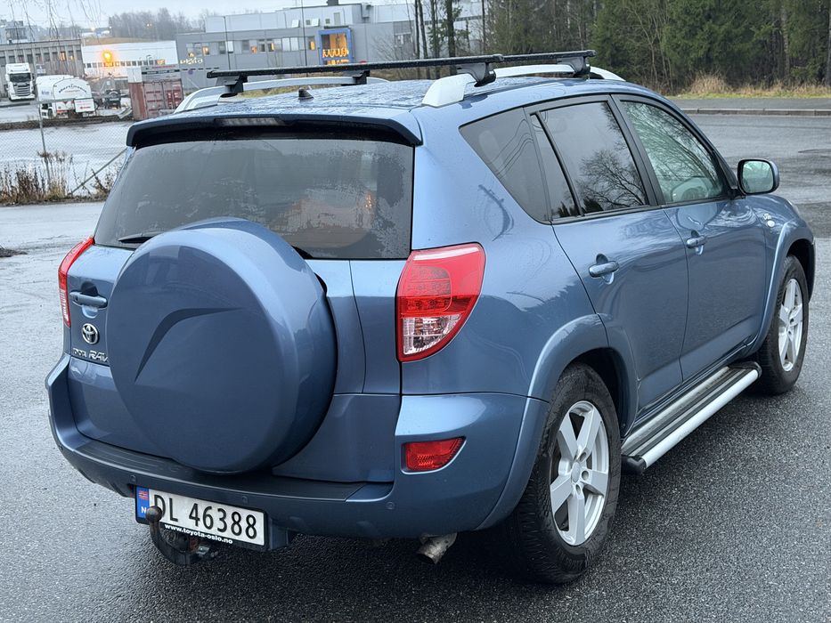 Toyota Rav 4 2006 4x4  2.2 diesel in curand in Romania