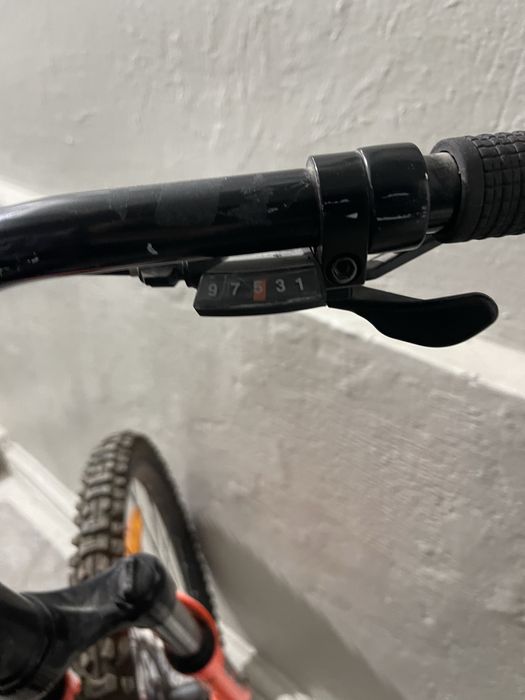 Велик оригинальный Author