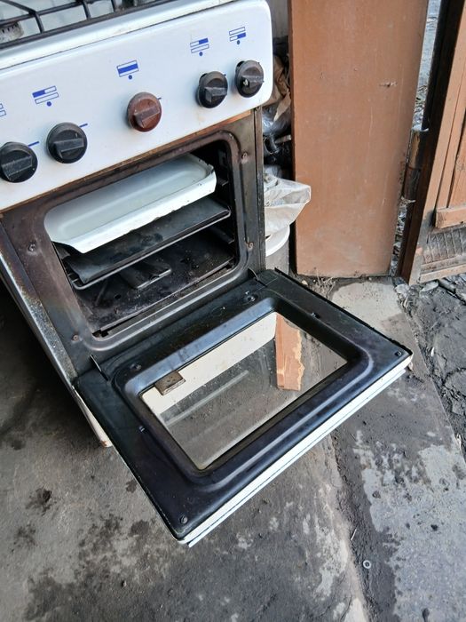 Продам  две советские газовые плиты
