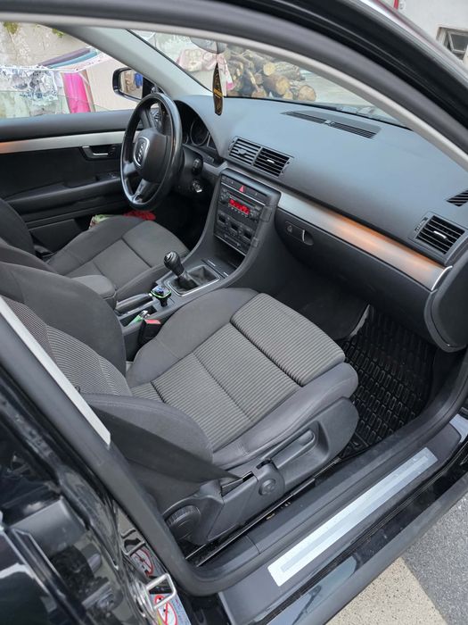 Vand Audii A4 2.0 140cp un sigur ax cu came