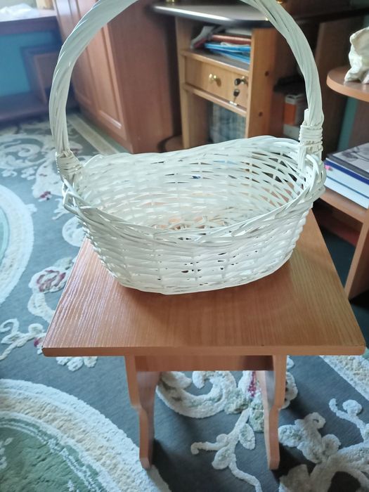 Продам корзину подарочную