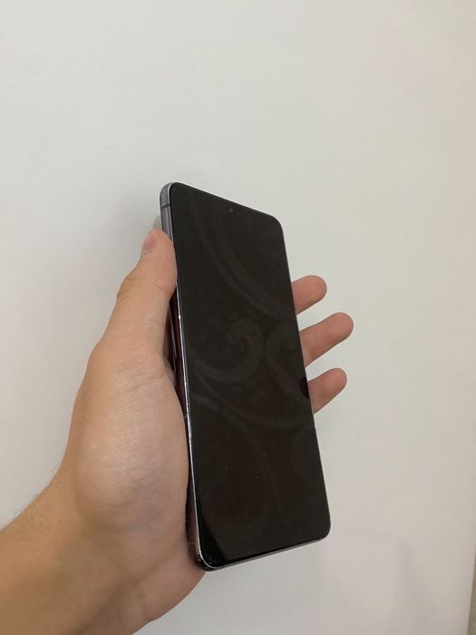 Продам Самсунг s21 5g