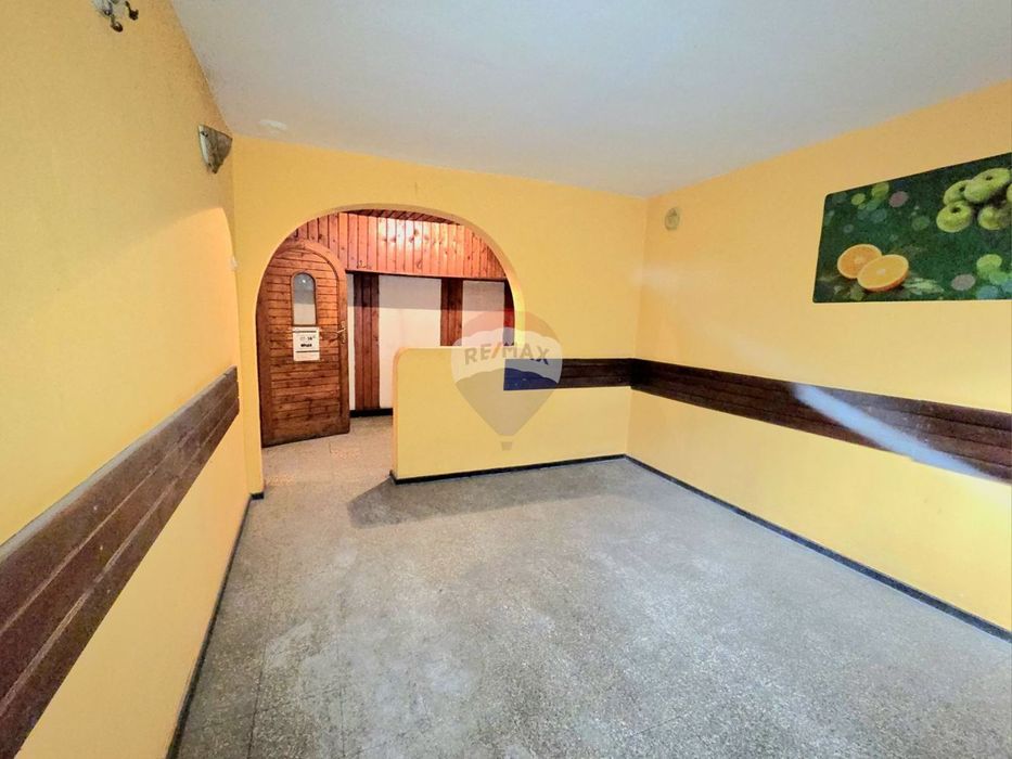 Дава се под наем Заведение в Варна, Възраждане 4 - 66 кв.м за 306 € - Снимка #5