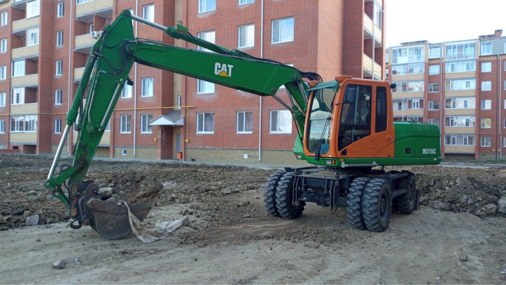 Экскаватор. Эксковатор. Гидромолот. Услуги. Есть гидромолот!