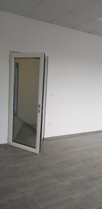 3бр.Офис помещения под наем с обща площ 90к.м.