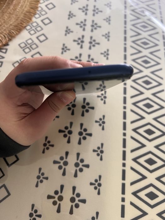 Samsung A03s продам срочно (: