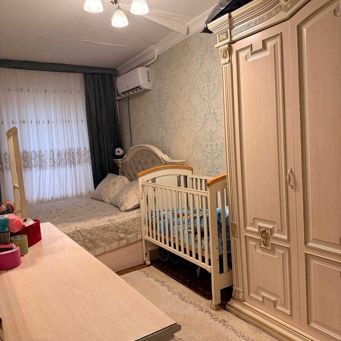 Продается Квартира на Ц-2. 4/3/4. ор: Алайский рынок.