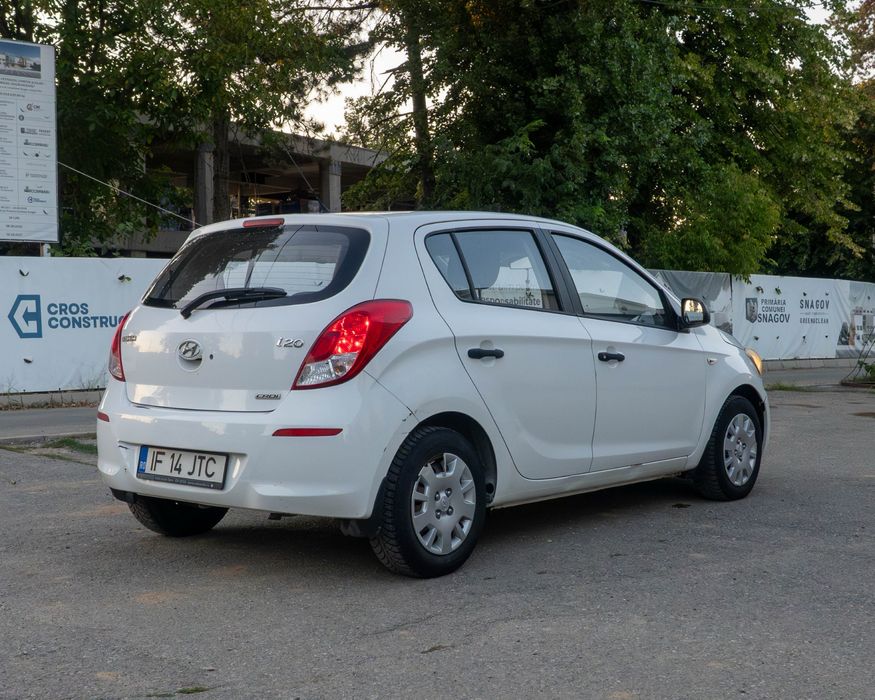 HYUNDAI i20 2014 — imagine 4
