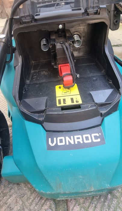Косачка Vonroc 40v LM504DC