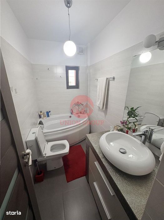 Apartament 3 camere Poarta 6, Modern, Mobilat, Loc de parcare