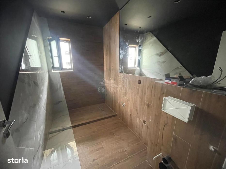 Apartament etajul 1 cu 2 camere cu balcon si parcare pe Doamna Stanca
