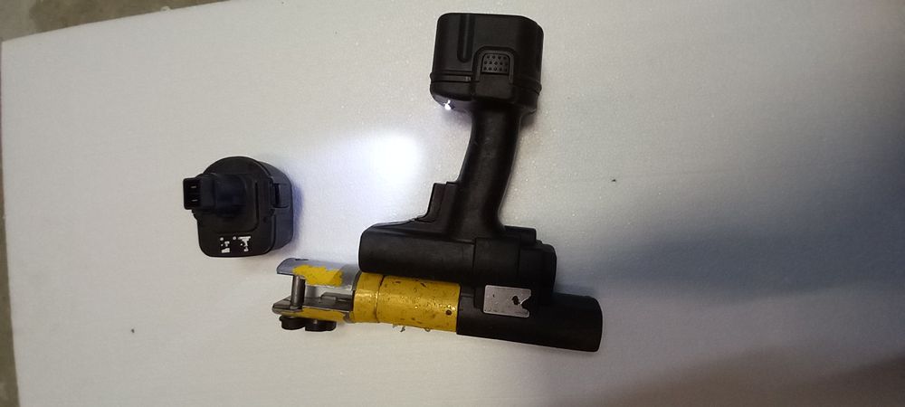 Presa sertizat pexal ,pex Rems