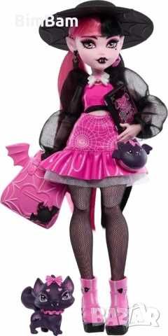 Оригинална кукла Monster High- Дракулора с домашен любимец и аксесоари