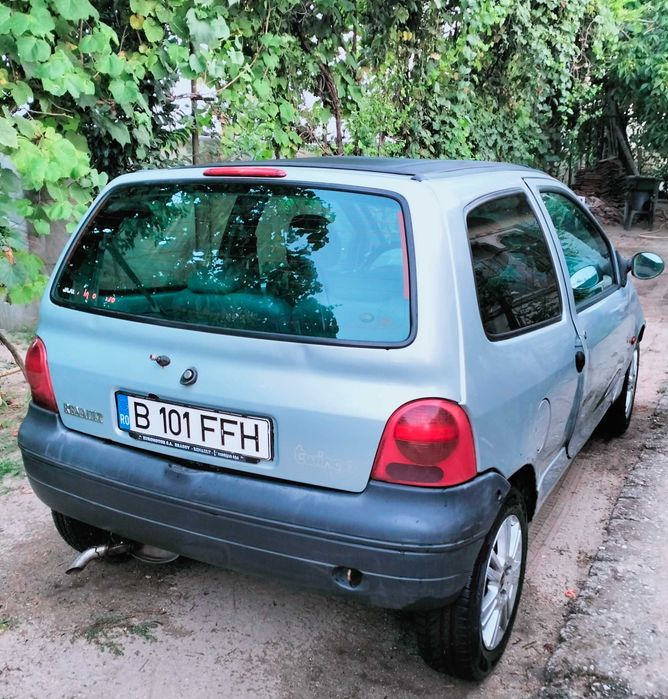 Renault Twingo 1.2 benzină trapă panoramică mașină economică consum redus ideală pentru oraș schimb auto + ofer diferență, preț negociabil, 0740616525