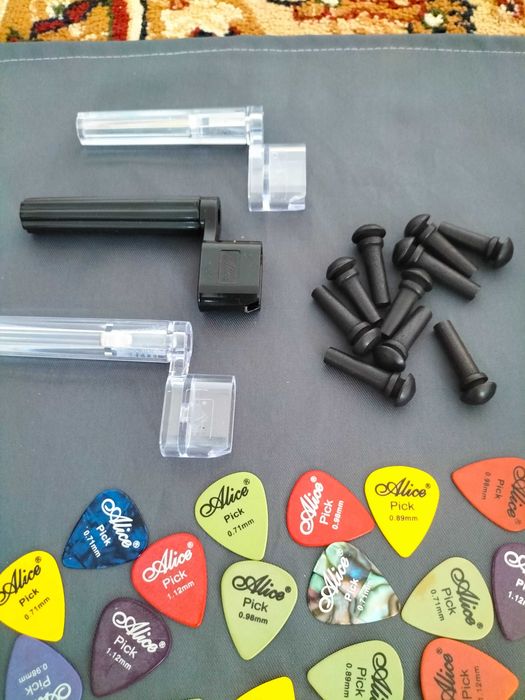 Гитара, Кольки, фиксатор, косет, ремень, тюнер