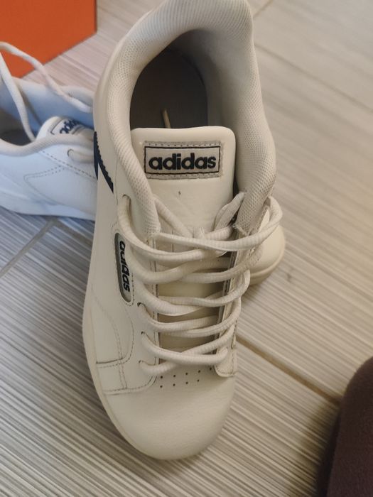 Маратонки Адидас