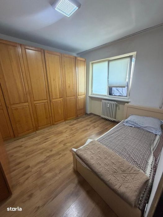 Apartament 3 camere, 52 mp, etaj3/4, cartier Valea Rosie