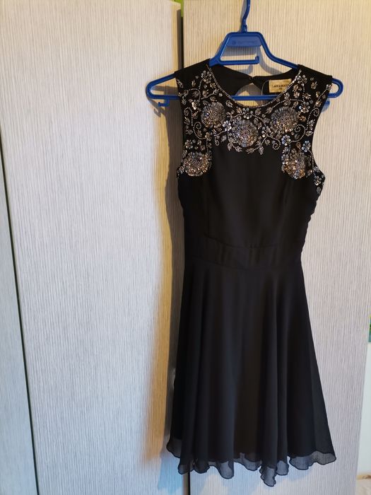 Две уникални маркови рокли xs