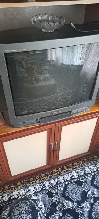 Panasonik telvizor sotiladi