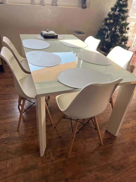 Маса за трапезария+ 5 стола