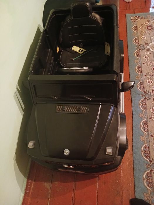 Игрушка машинка продается