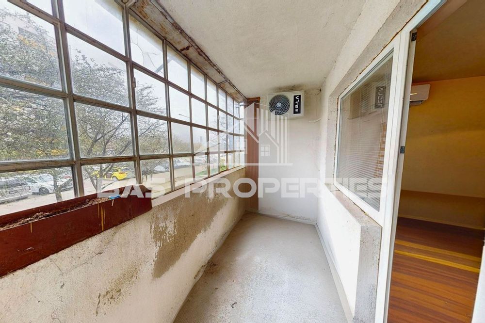 Продава се Четиристаен апартамент в София, Модерно предградие - 135 кв.м за 680 €/кв.м - Снимка #9