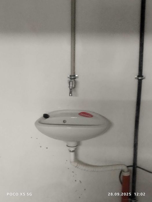 Гараж С 3 фазен ток под наем СТ,ЗАГОРА