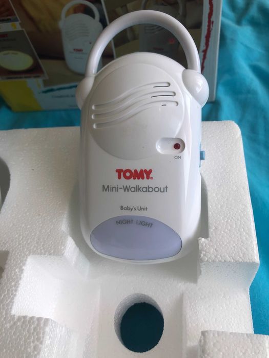 бебефон с нощто осветление TOMY