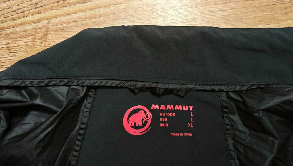 Mammut Оригинално много тънко мъжко яке размер L