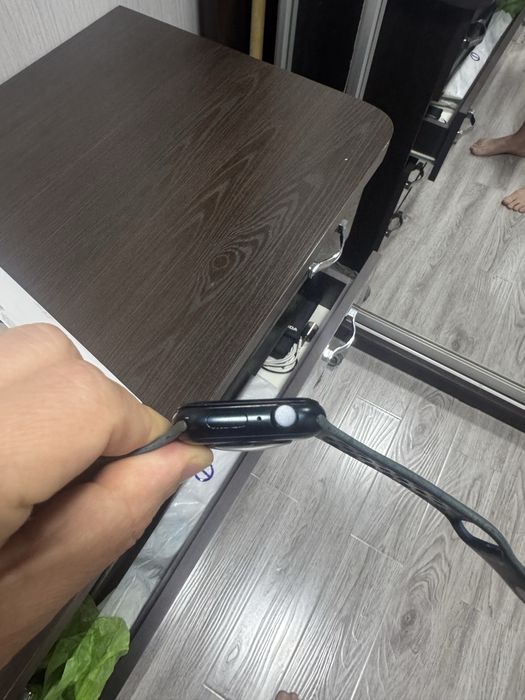продам свои Apple watch SE2 (эпл вотч) NIKE edition 44 m идеал