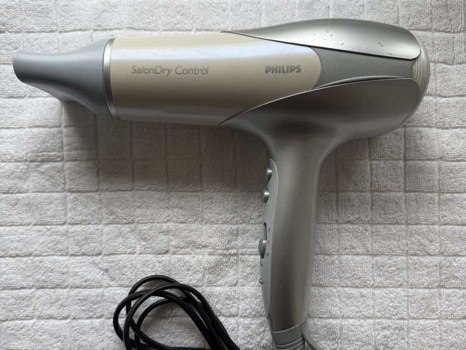 Фен Philips SalonDry Control 2000 Вт
