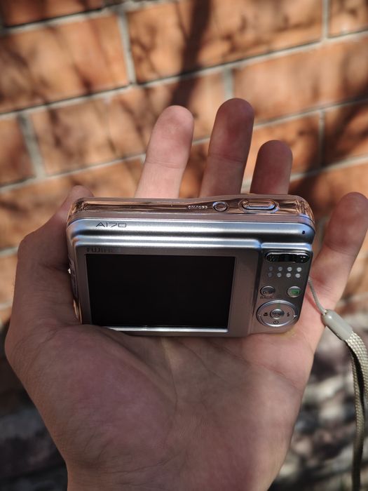 Fujifilm Finepix a170 мыльница