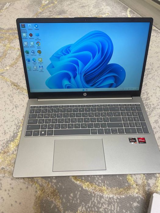 HP kompyuter sotiladi deyarli umuman ishlamagan