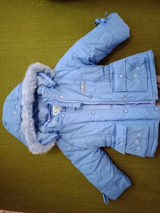 Продам детский зимний комбинезон