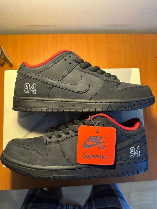 Supreme Dunk SB 2025