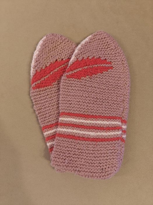 Handmade Pulovere,Veste,Șosete,Cipici – personalizate pe comanda