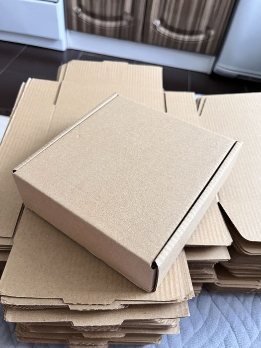 Продам коробки 15*15*5