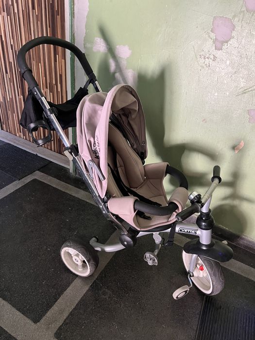 Детска количка триколка