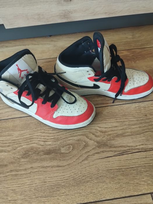 Детски обувки Nike Jordan, оригинални 25.5