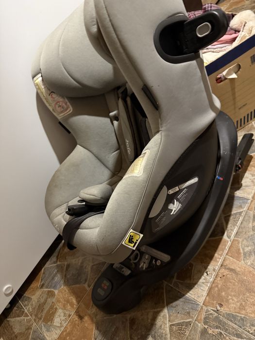 Scaun auto pentru copii Joie i Spin 360^