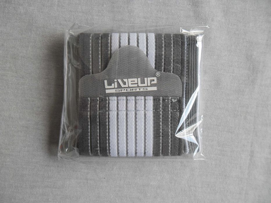 Пристягащ накитник, протектор ластик за китка.