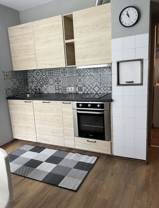 Дава се под наем Тристаен апартамент в София, Изток - 90 кв.м за 1000 € - Снимка #6