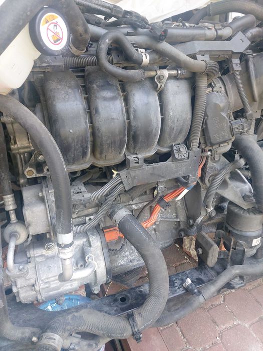 Двигател Тойота Хибрид Toyota Hibrid